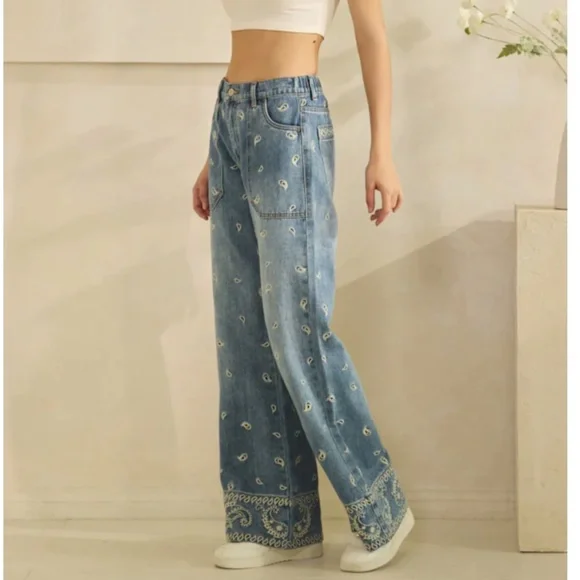 Oli & Hali Stretchy Waist Paisley Embroidered Straight Leg Denim Jeans - Picture 5 of 6